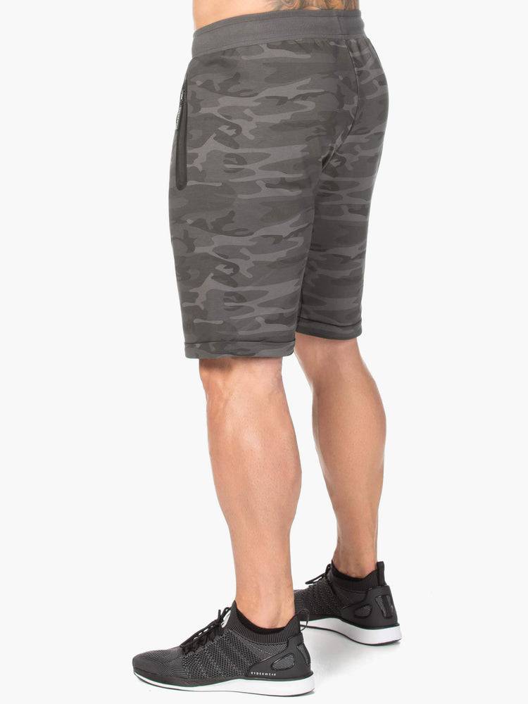 Men's Ryderwear Men Shorts Camo Fleece Track Shorts Black Camo | NZ1355YU