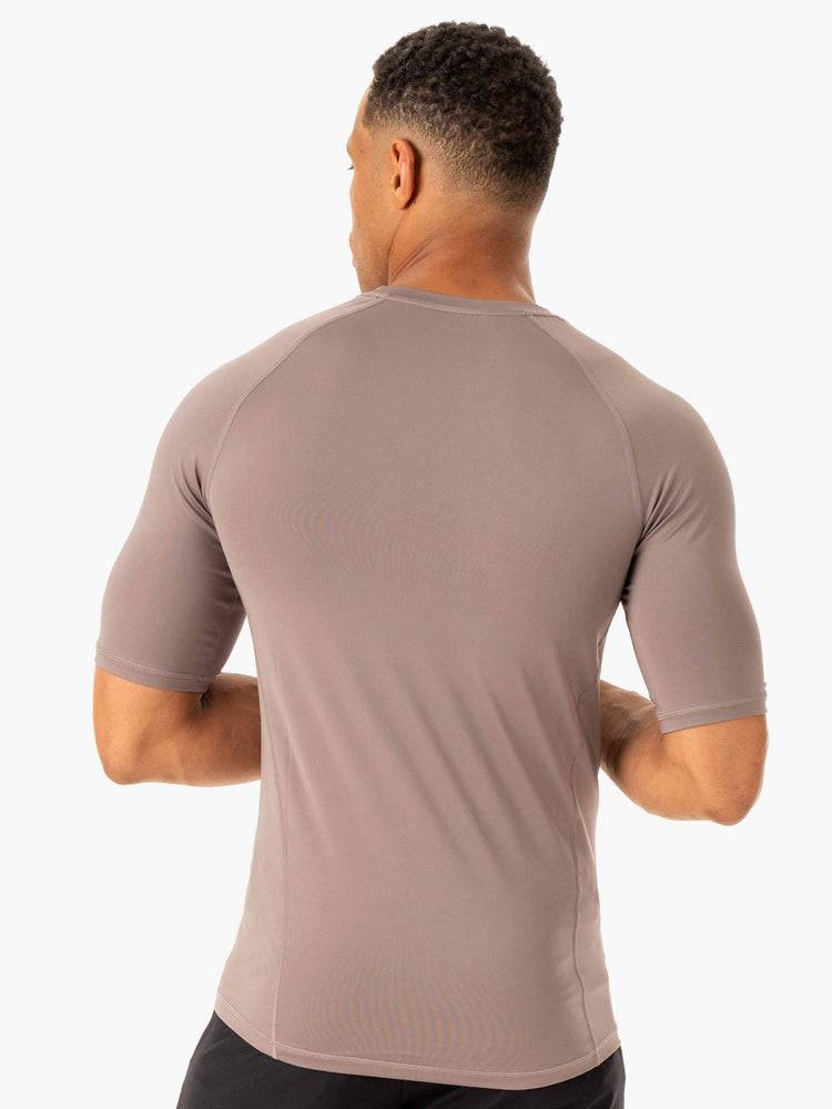 Men's Ryderwear Men T Shirts Division Base Layer T Shirts Taupe | NZ1214XF