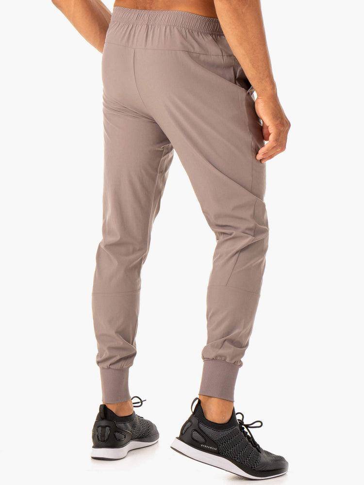 Men's Ryderwear Men Track Pants Division Woven Joggers Track Pants Taupe | NZ1007CE