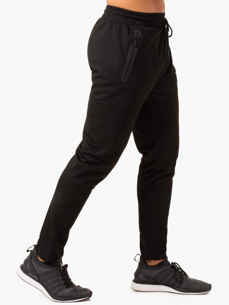 Men's Ryderwear Men Track Pants Mesh Training Track Pants Black | NZ1027HK