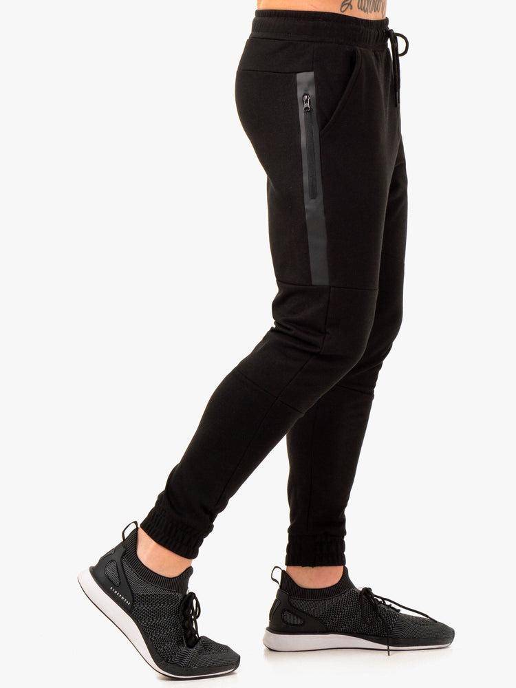 Men's Ryderwear Men Track Pants Restore Fleece Track Pants Black | NZ1044UT