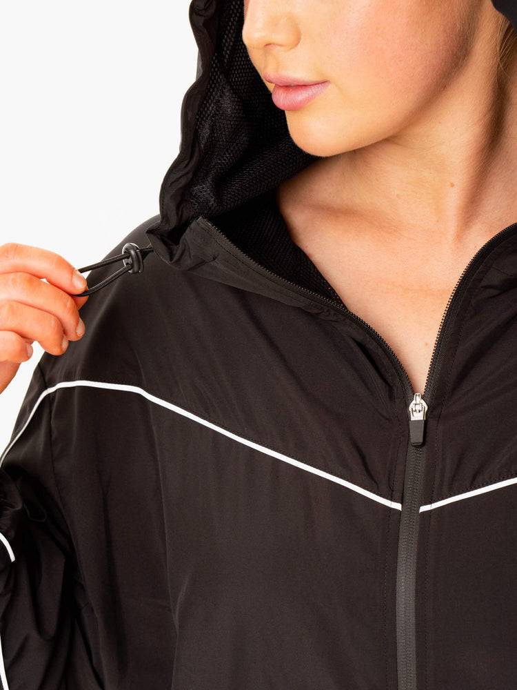 Women's Ryderwear Women Jackets Ultimate Windbreaker Jackets Black | NZ1720UT