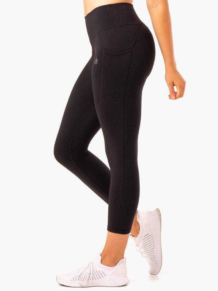 Women's Ryderwear Women Leggings Action High Waisted 7/8 Pocket Leggings Black | NZ1880AP