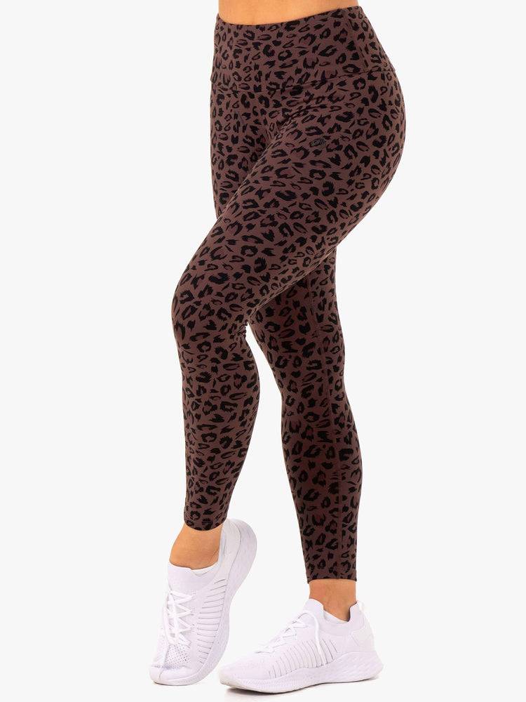 Women's Ryderwear Women Leggings Adapt High Waisted Scrunch Leggings Chocolate Leopard | NZ1923WY