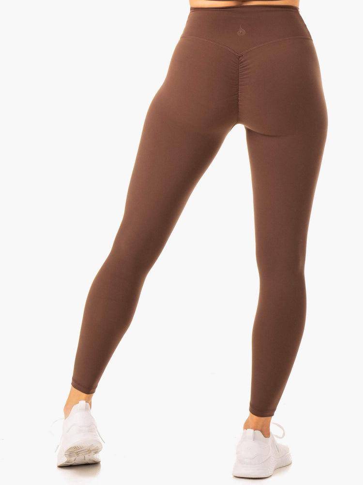 Women's Ryderwear Women Leggings Serene Cross Over Scrunch Leggings Chocolate | NZ1792QZ