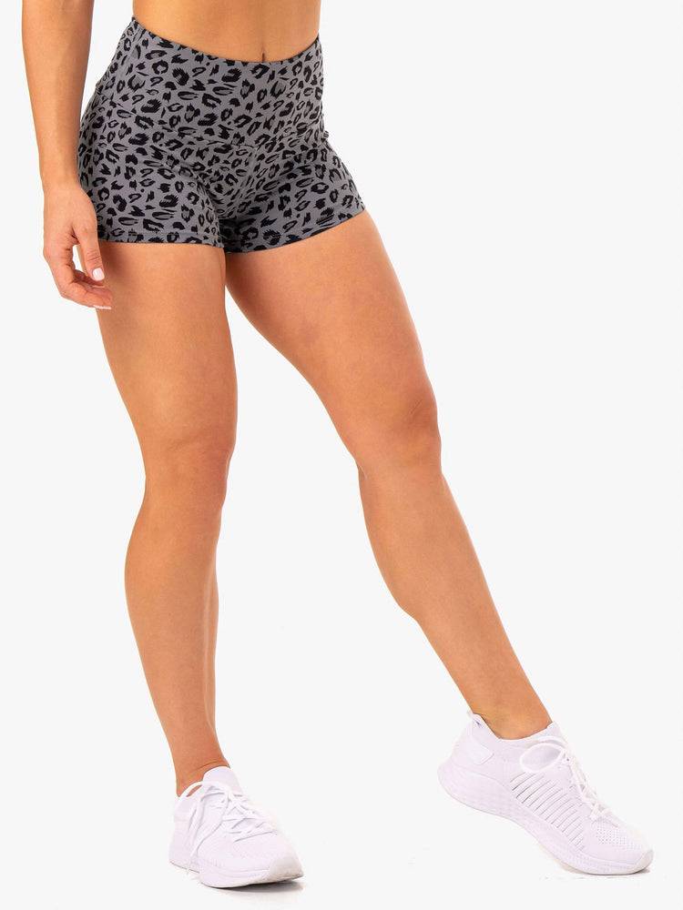 Women\'s Ryderwear Women Shorts Adapt High Waisted Scrunch Shorts Grey Leopard | NZ1973MA