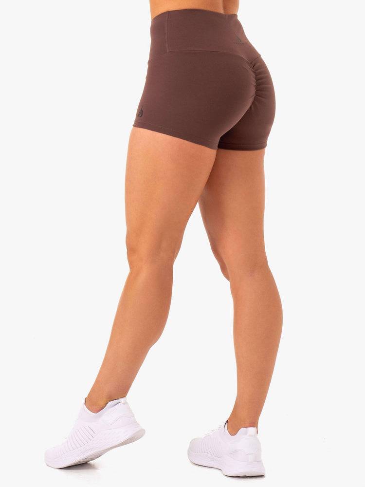 Women's Ryderwear Women Shorts Adapt High Waisted Scrunch Shorts Chocolate | NZ2004TV