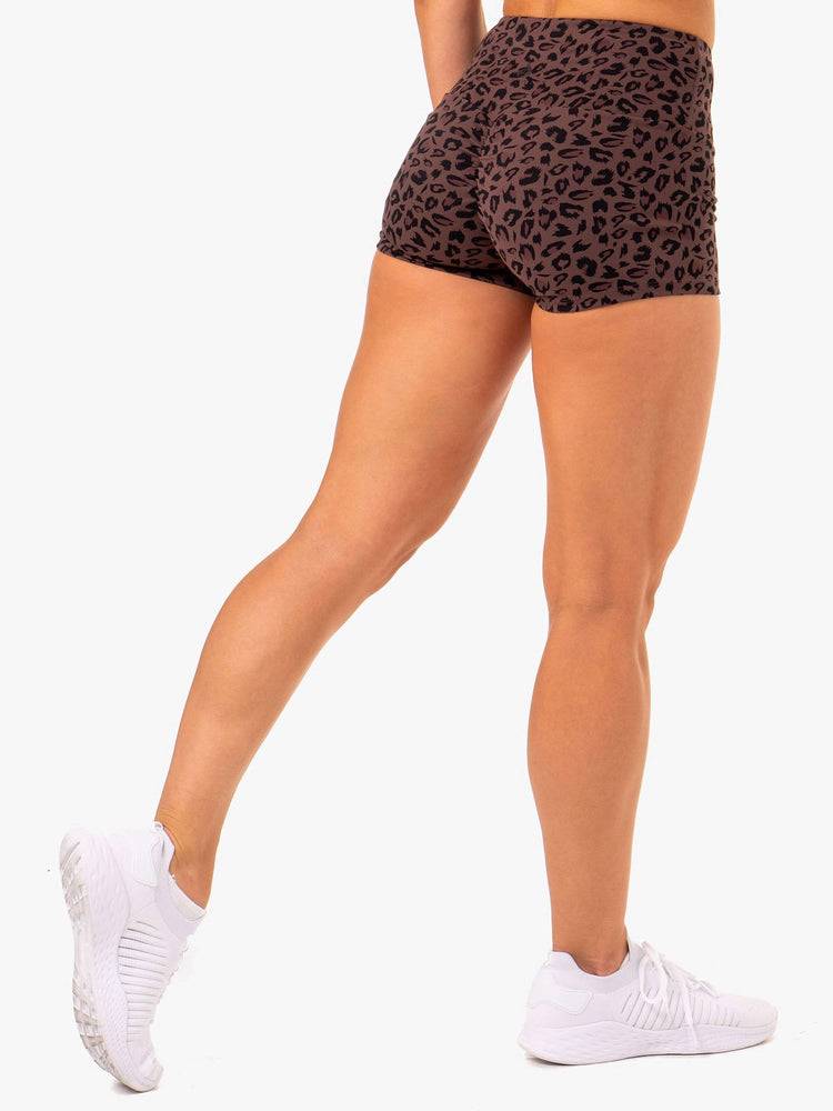 Women's Ryderwear Women Shorts Adapt High Waisted Scrunch Shorts Chocolate Leopard | NZ2184EX