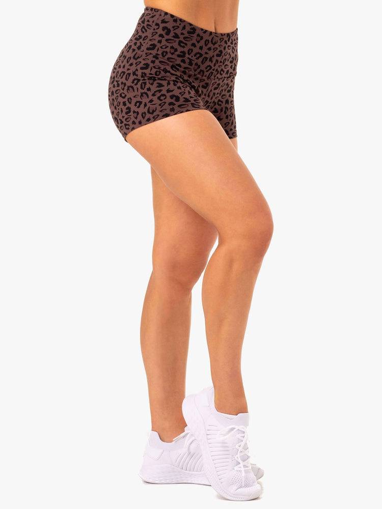 Women's Ryderwear Women Shorts Adapt High Waisted Scrunch Shorts Chocolate Leopard | NZ2184EX