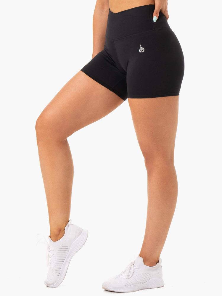 Women\'s Ryderwear Women Shorts Amazon High Waisted Shorts Black | NZ2019ZG