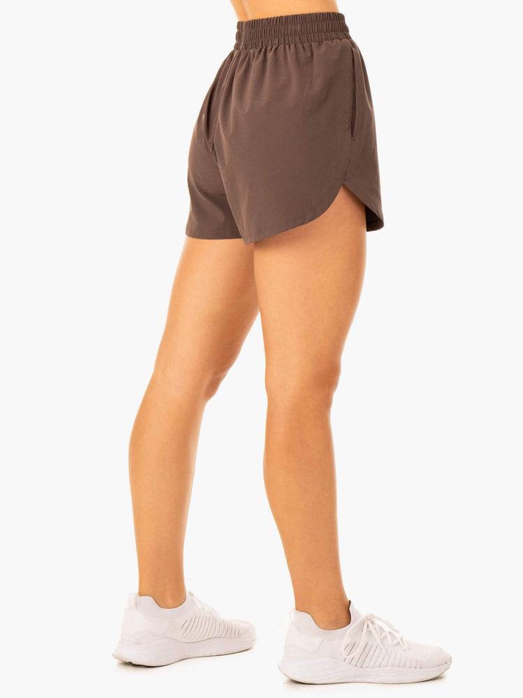 Women's Ryderwear Women Shorts Element Training Shorts Chocolate | NZ2099CE