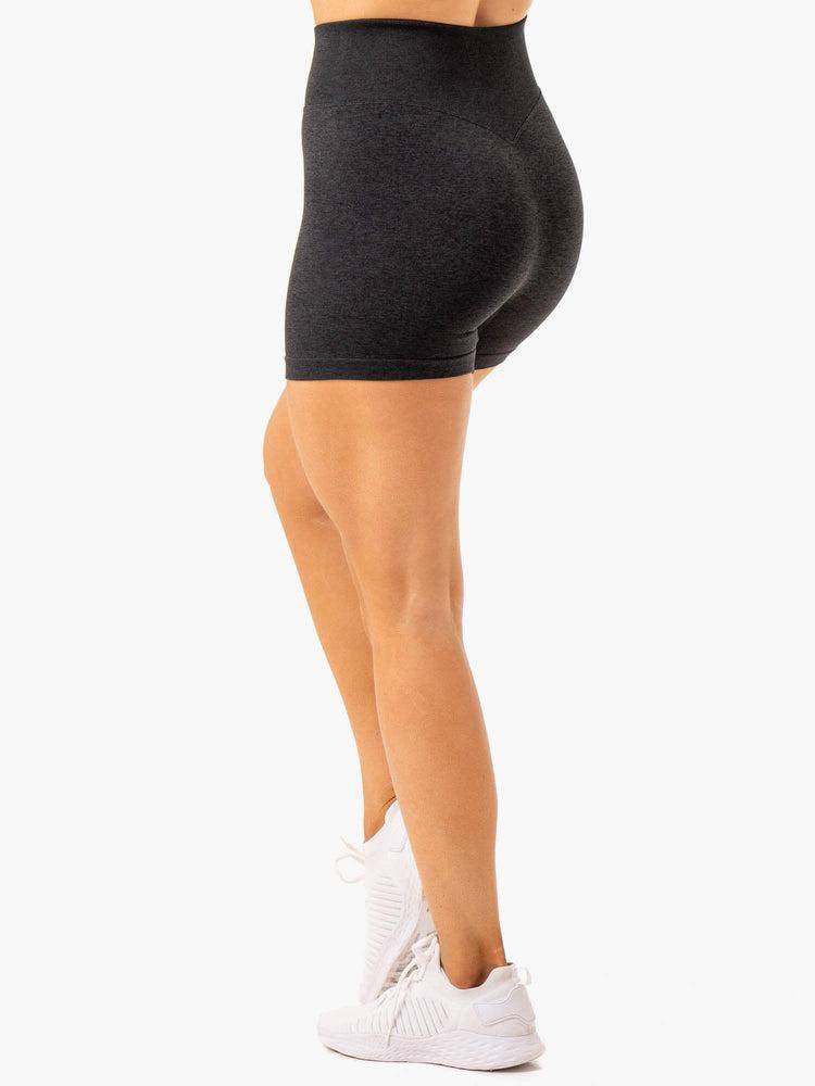 Women's Ryderwear Women Shorts Essential Seamless Shorts Black Marl | NZ2057YU