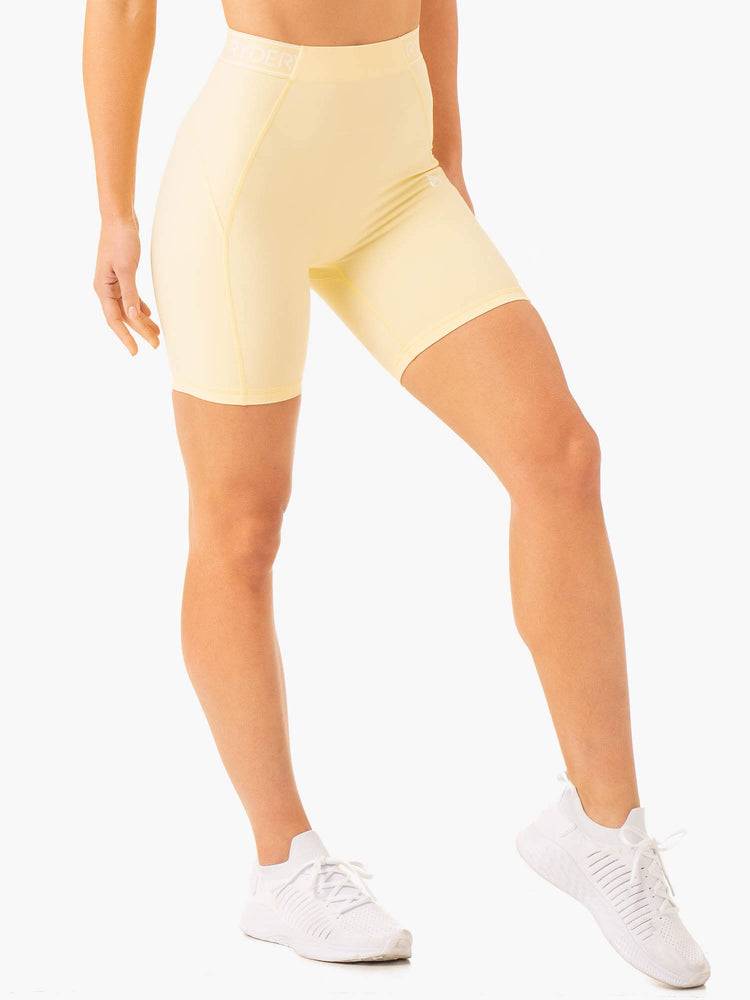 Women's Ryderwear Women Shorts Level Up High Waisted Scrunch Shorts Butter | NZ2067HK