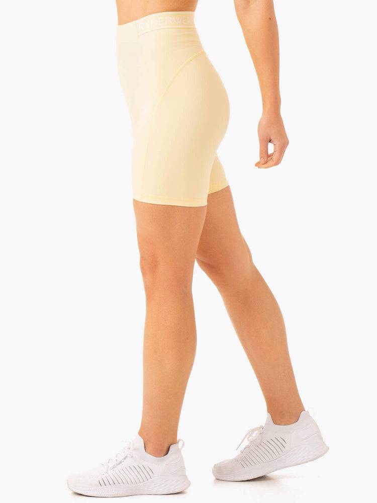 Women's Ryderwear Women Shorts Level Up High Waisted Scrunch Shorts Butter | NZ2067HK