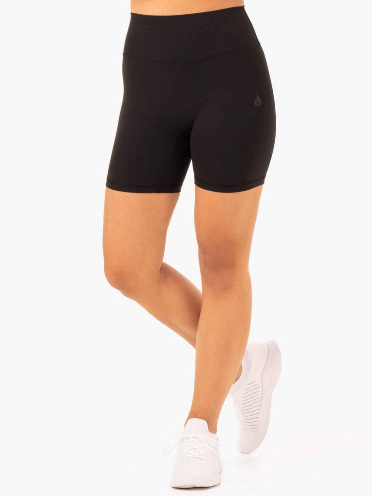 Women\'s Ryderwear Women Shorts NKD Refine High Waisted Shorts Black | NZ2009PQ