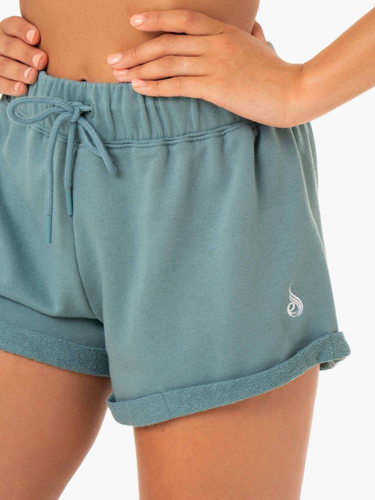 Women's Ryderwear Women Shorts Off Duty Fleece Shorts Sage Marl | NZ1956OR