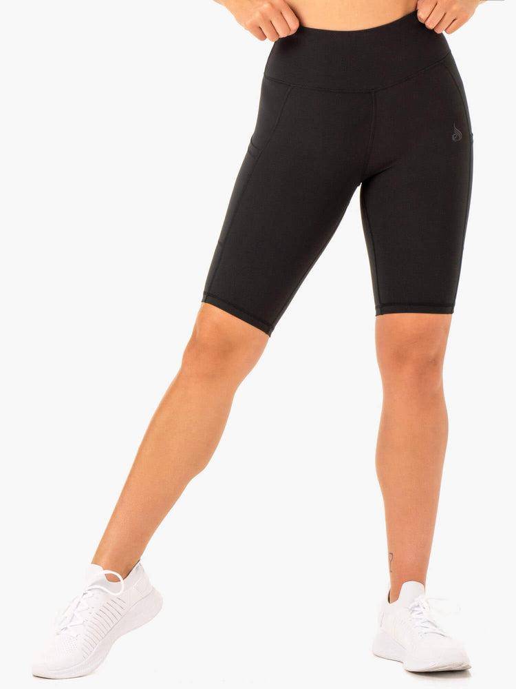 Women's Ryderwear Women Shorts Reset High Waisted Pocket Bike Shorts Black | NZ2144GL