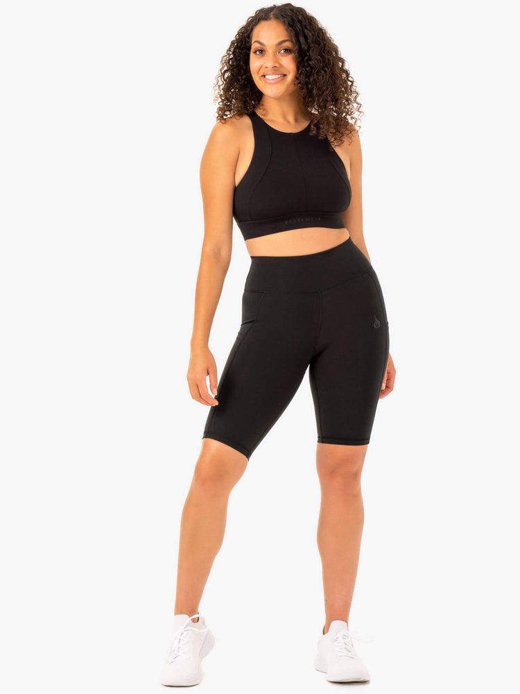 Women's Ryderwear Women Shorts Reset High Waisted Pocket Bike Shorts Black | NZ2144GL