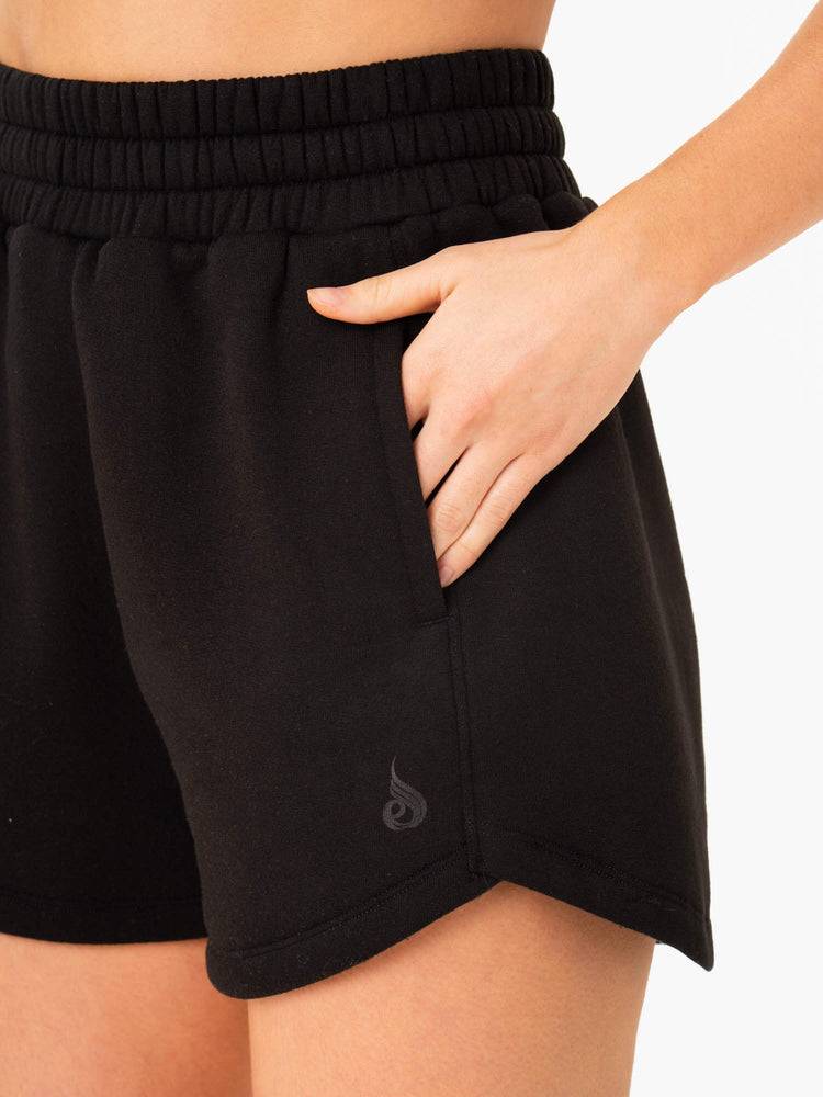 Women's Ryderwear Women Shorts Sideline Track Shorts Black | NZ2130QZ