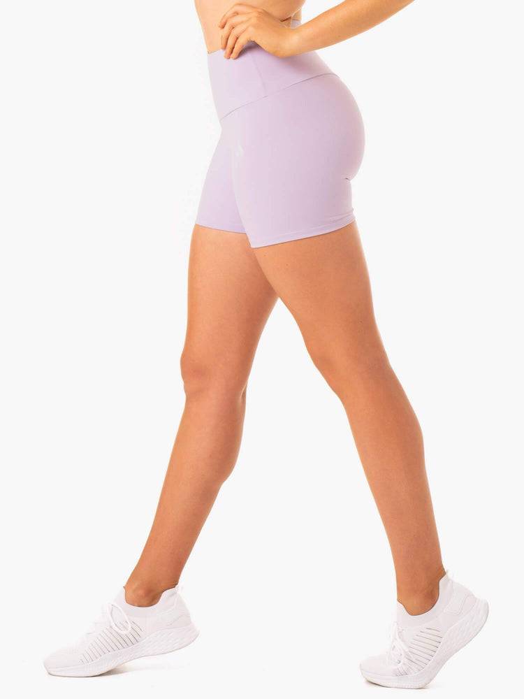 Women's Ryderwear Women Shorts Staples Scrunch Bum Mid Length Shorts Lilac | NZ1978TV