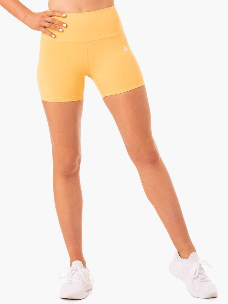 Women\'s Ryderwear Women Shorts Staples Scrunch Bum Mid Length Shorts Mango | NZ2134TV