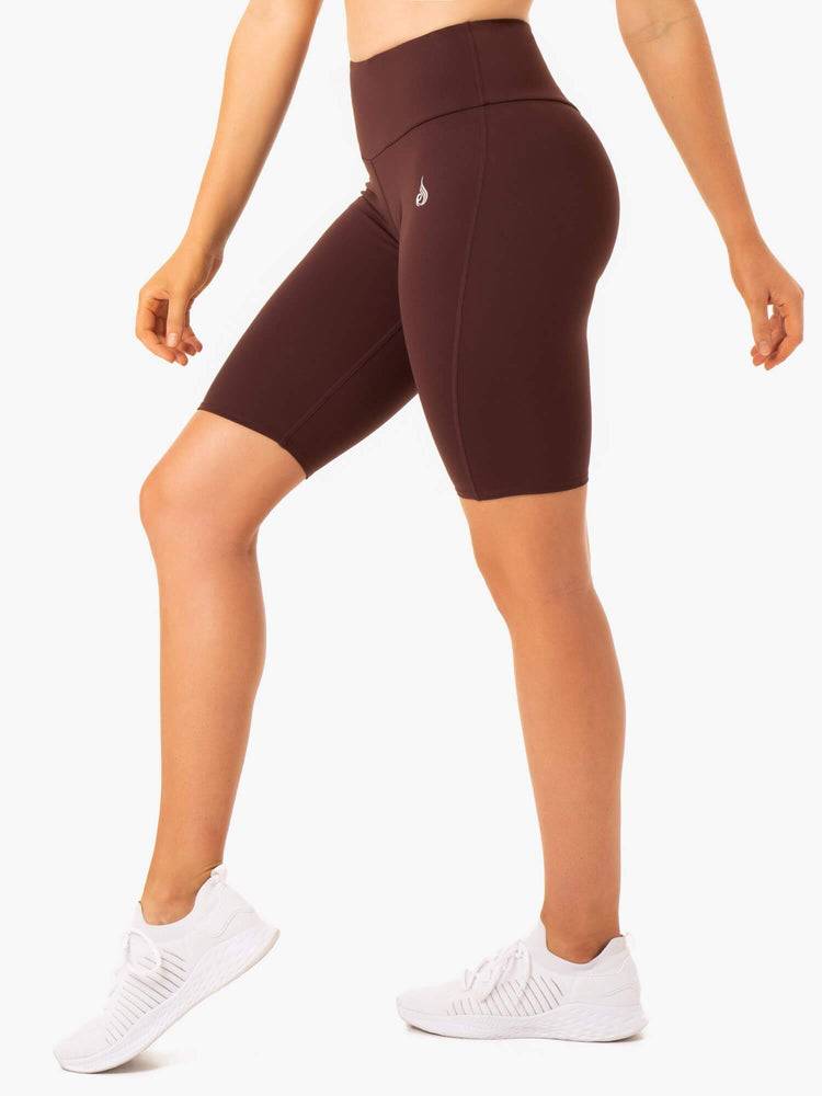 Women's Ryderwear Women Shorts Staples Scrunch Bum Bike Shorts Chocolate | NZ2143FM