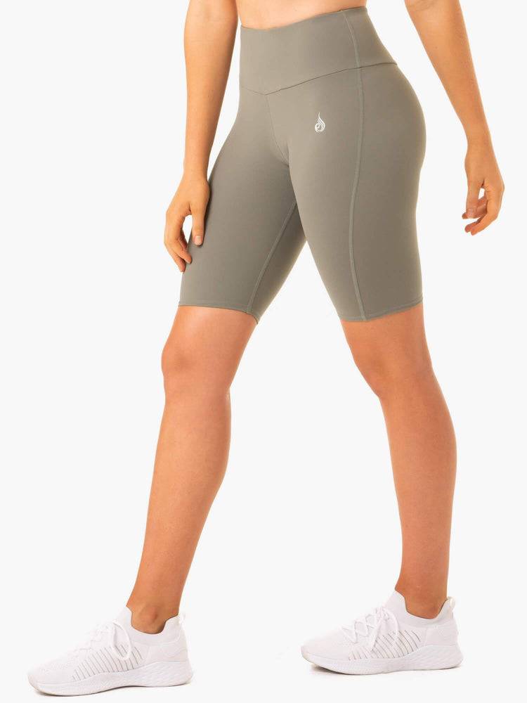 Women's Ryderwear Women Shorts Staples Scrunch Bum Bike Shorts Khaki | NZ2152VD