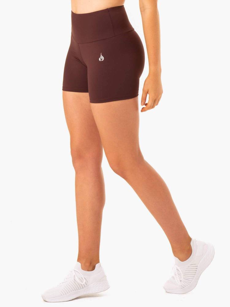 Women's Ryderwear Women Shorts Staples Scrunch Bum Mid Length Shorts Chocolate | NZ2171HK