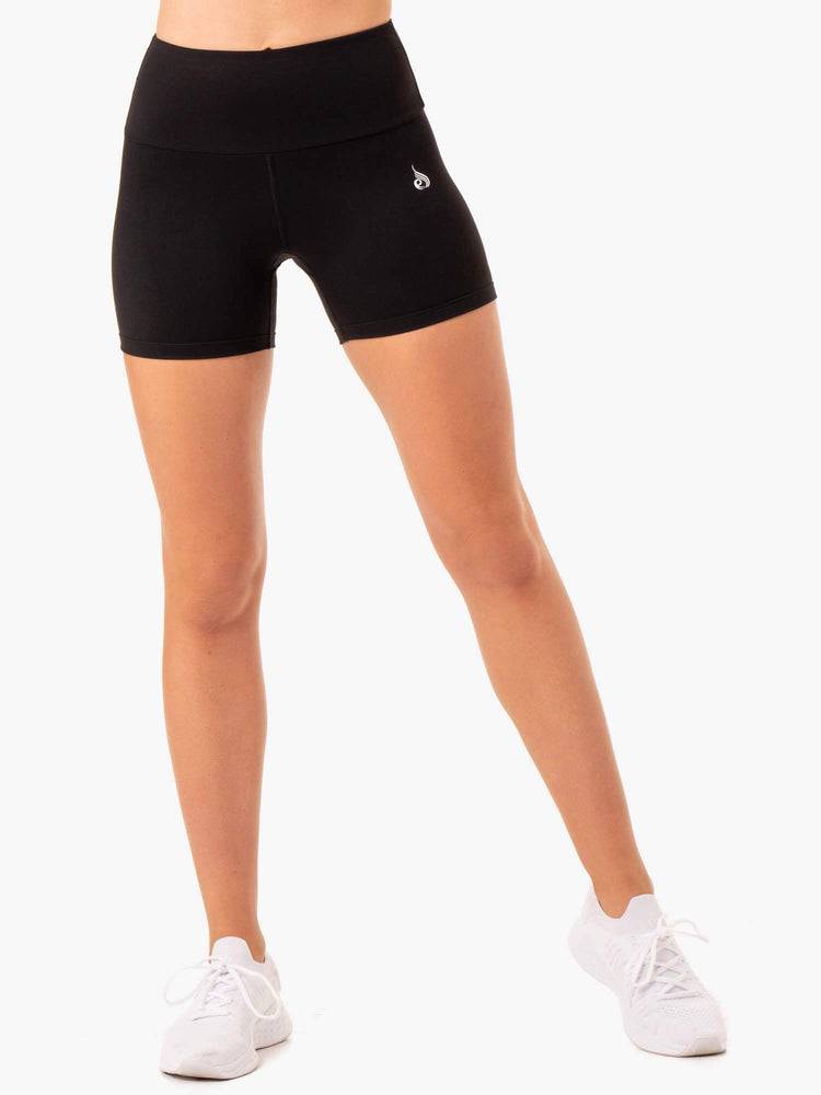 Women's Ryderwear Women Shorts Staples Scrunch Bum Mid Length Shorts Black | NZ2201ZG