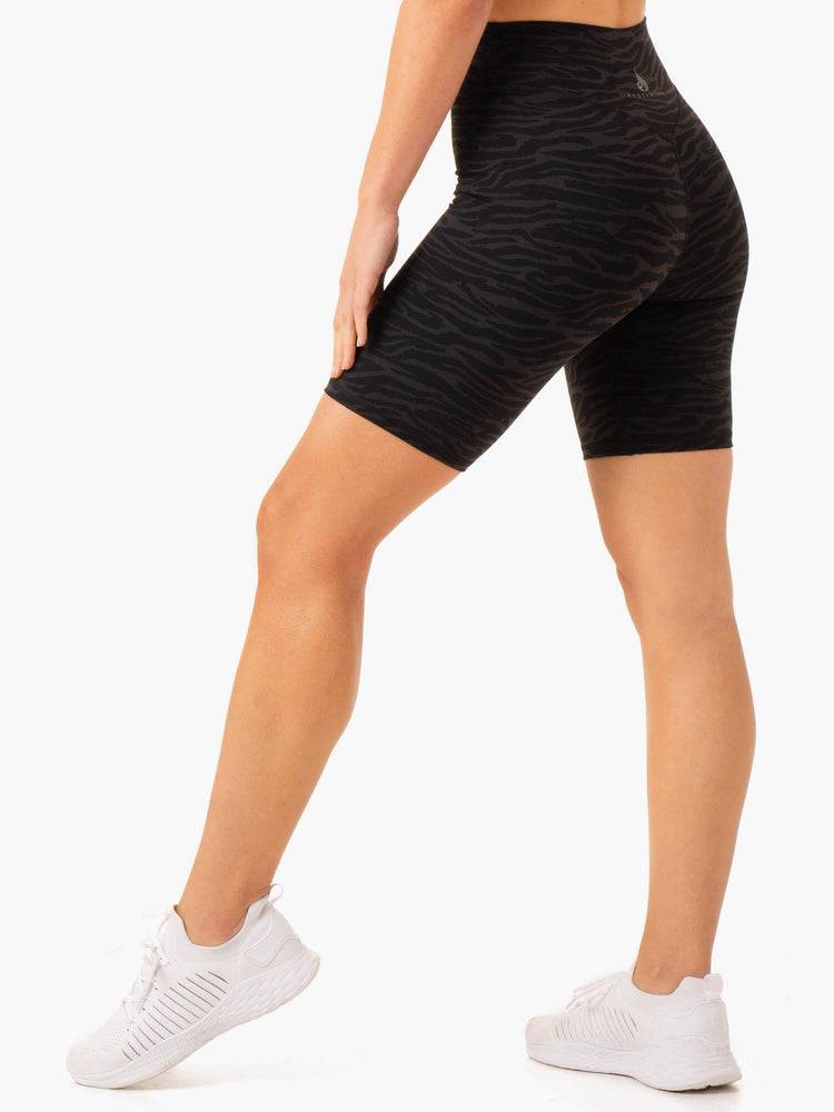 Women\'s Ryderwear Women Shorts Transform Mid Length Shorts Black Zebra | NZ2096LH