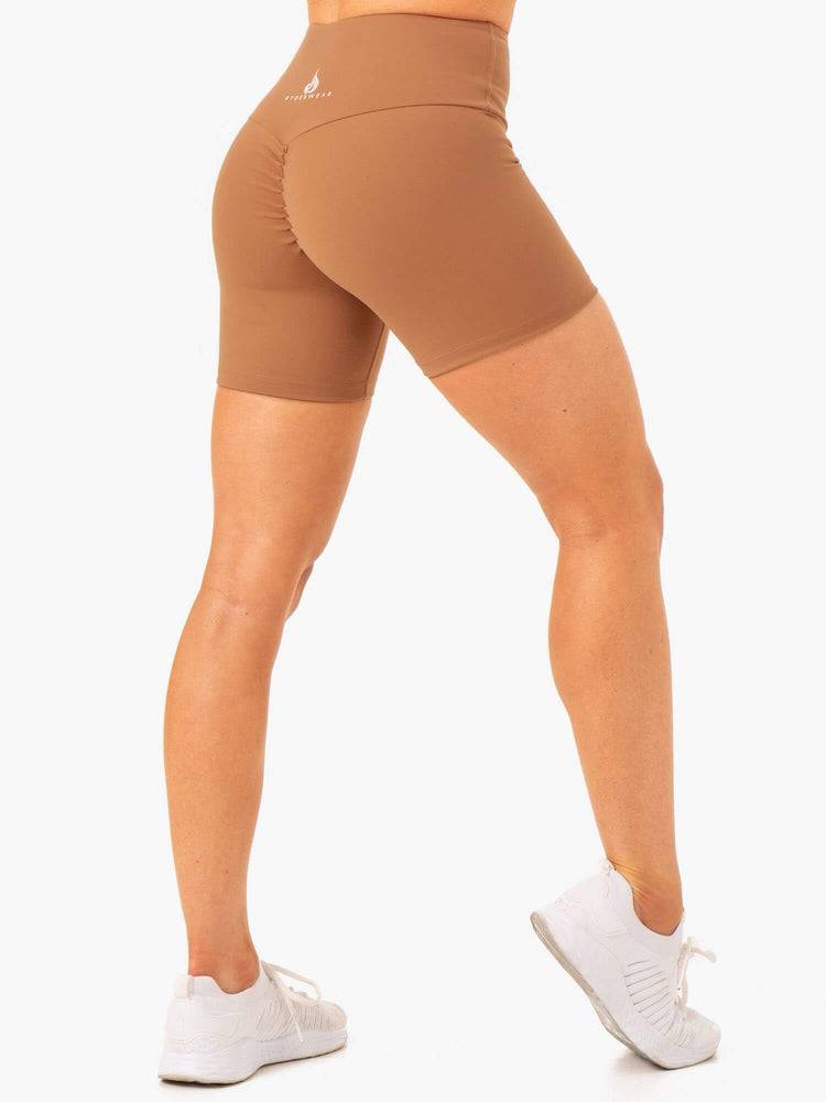 Women's Ryderwear Women Shorts Vital Mid Length Scrunch Shorts Mocha | NZ2111IS