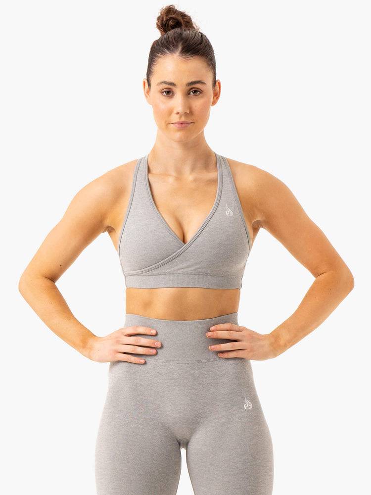 Women\'s Ryderwear Women Sports Bra Essential Seamless Cross Over Sports Bra Light Grey Marl | NZ2247FM