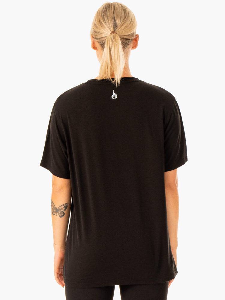 Women's Ryderwear Women T Shirts Edit Longline T Shirts Black | NZ2761LH