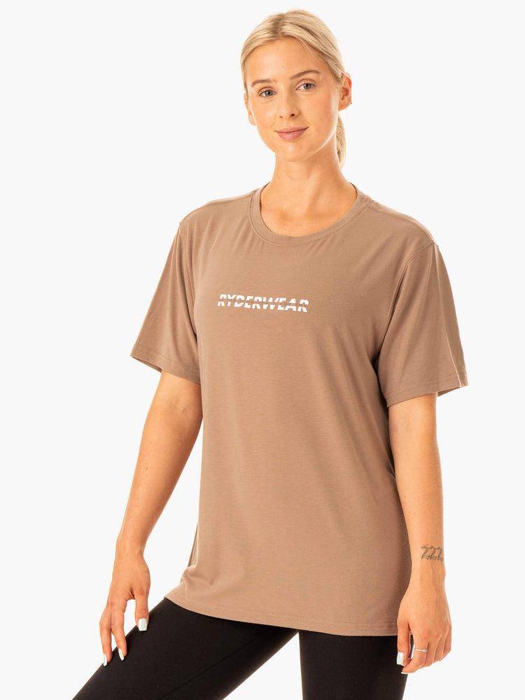 Women's Ryderwear Women T Shirts Edit Longline T Shirts Latte | NZ2762KI