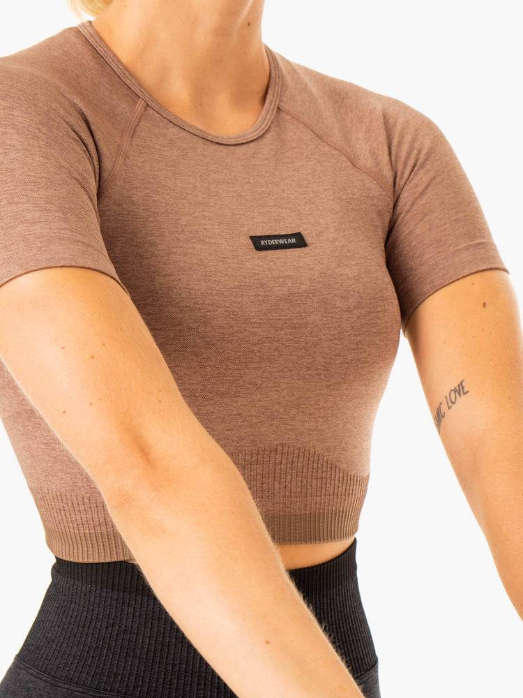 Women's Ryderwear Women T Shirts Excel Seamless T Shirts Mocha Marl | NZ2755NB