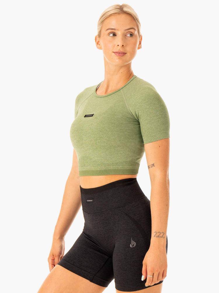 Women's Ryderwear Women T Shirts Excel Seamless T Shirts Moss Green Marl | NZ2756BC