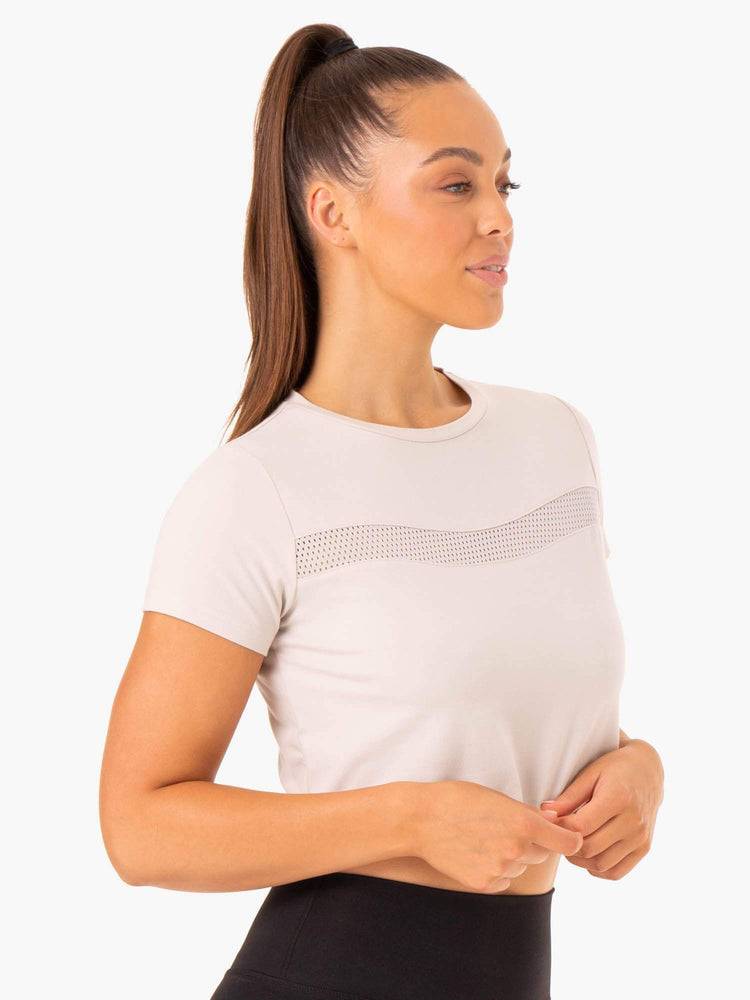 Women's Ryderwear Women T Shirts Hybrid Mesh Tee T Shirts Ivory | NZ2711NB