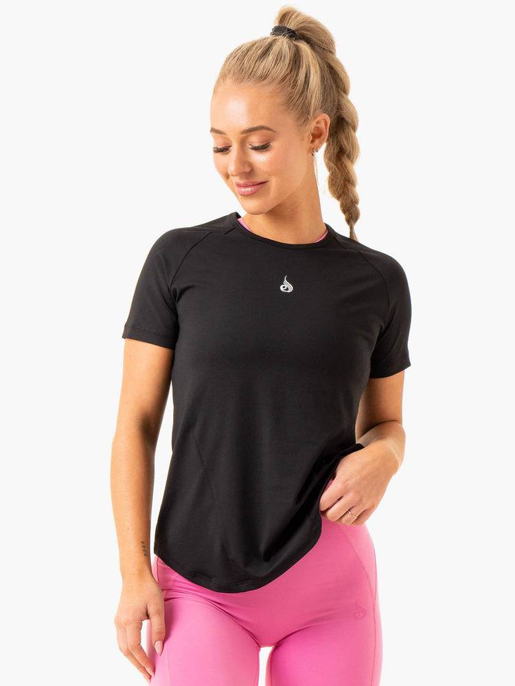 Women's Ryderwear Women T Shirts Level Up Training T Shirts Black | NZ2785FM