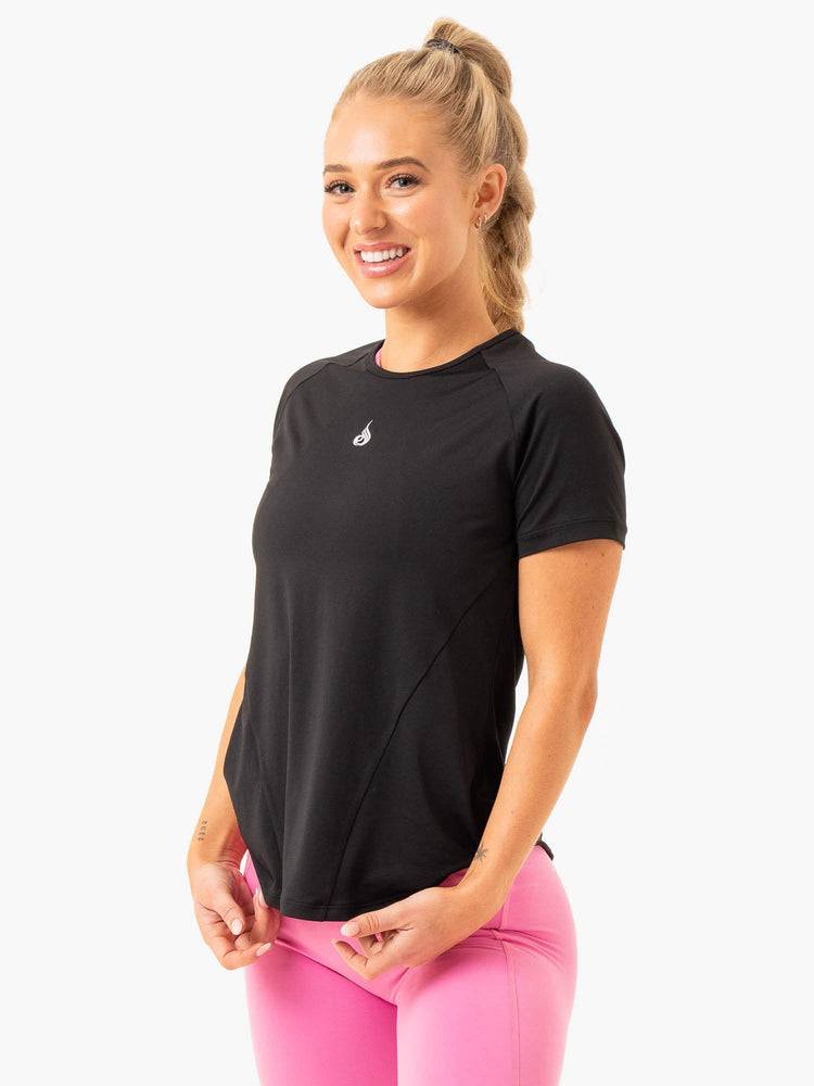 Women's Ryderwear Women T Shirts Level Up Training T Shirts Black | NZ2785FM