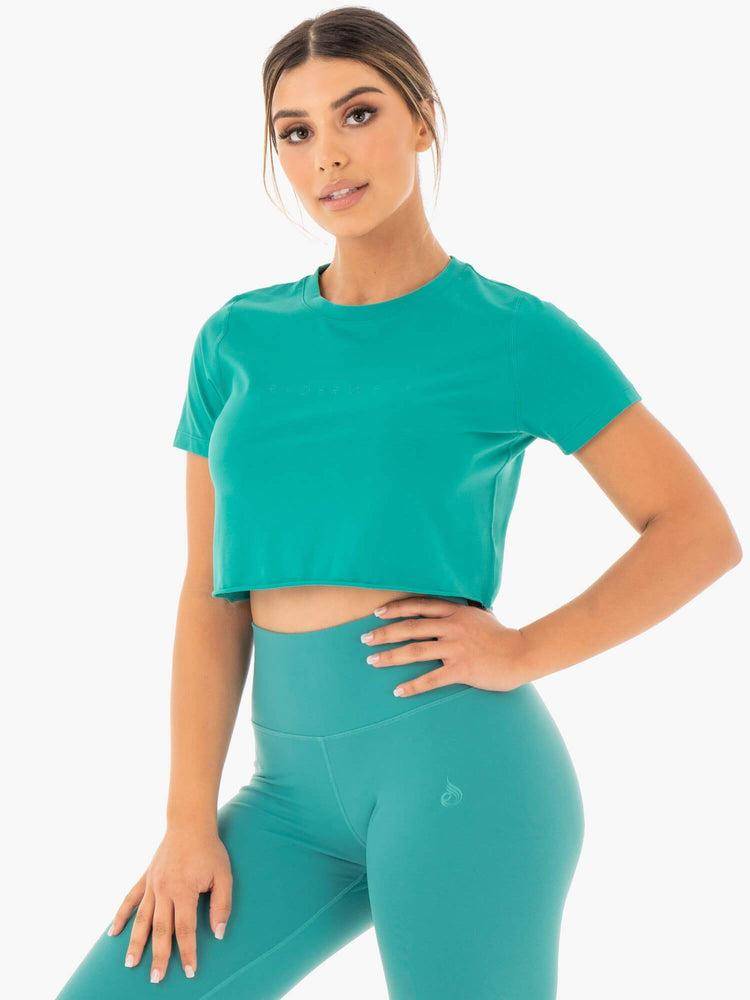 Women's Ryderwear Women T Shirts Motion Cropped T Shirts Teal | NZ2682QZ