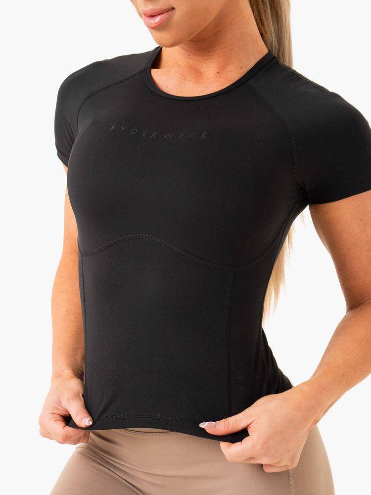 Women's Ryderwear Women T Shirts NKD Frame Fitted T Shirts Black | NZ2770AP