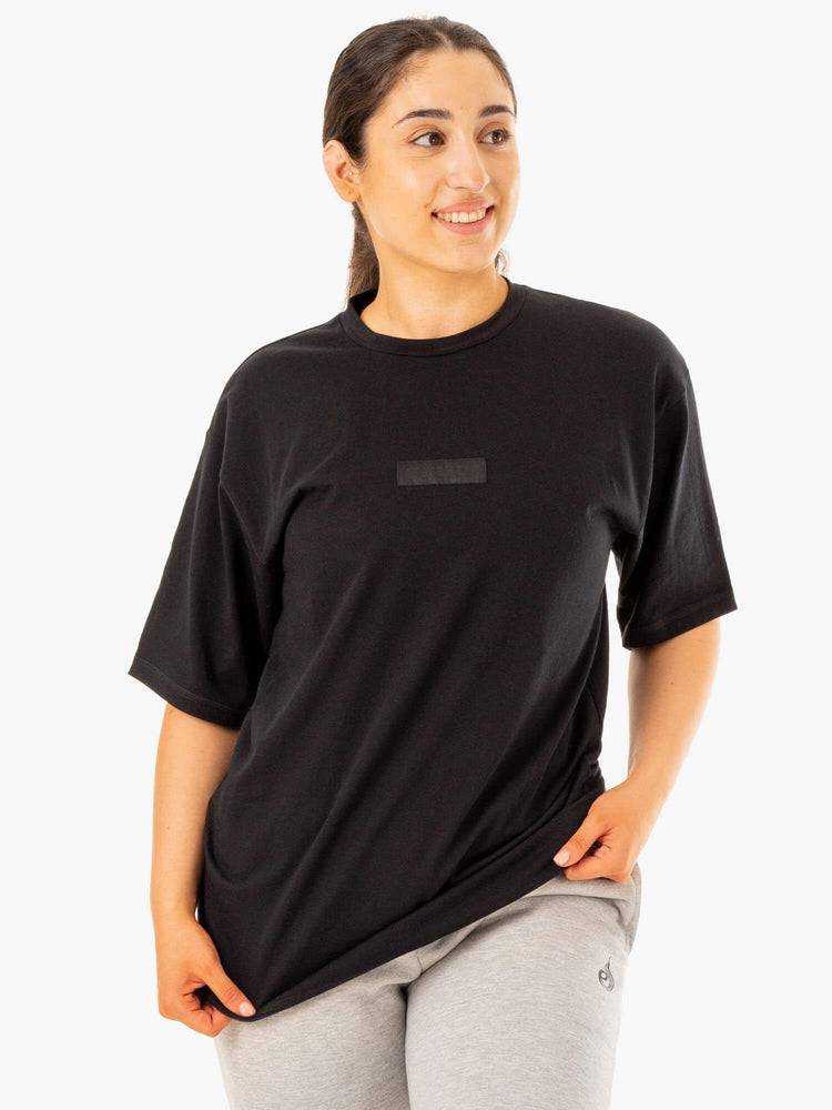 Women's Ryderwear Women T Shirts Unisex Oversized T Shirts Black | NZ2733XF