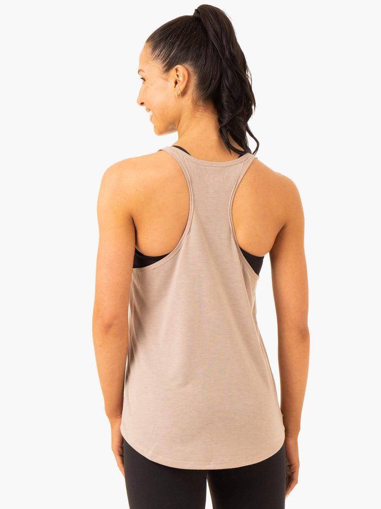 Women's Ryderwear Women Tanks Elevate Singlet Tanks Mushroom | NZ2812DN