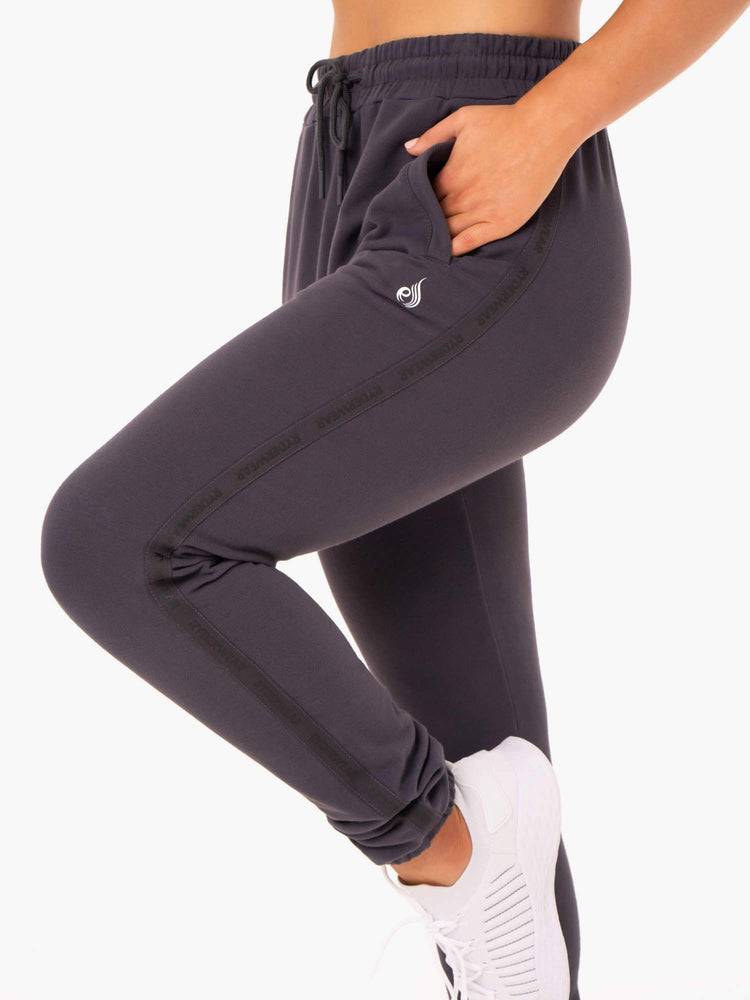 Women's Ryderwear Women Track Pants Base High Waisted Track Pants Charcoal | NZ3052DN