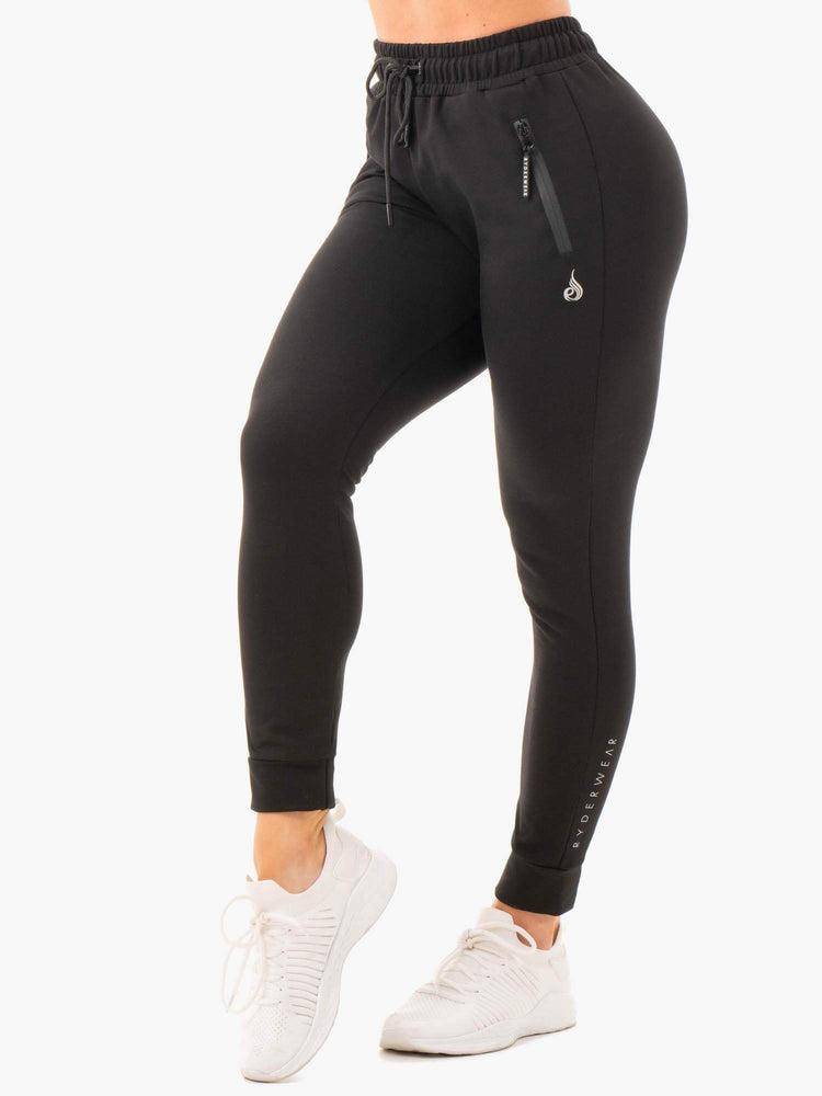 Women\'s Ryderwear Women Track Pants Luxe Track Pants Black | NZ3033TV