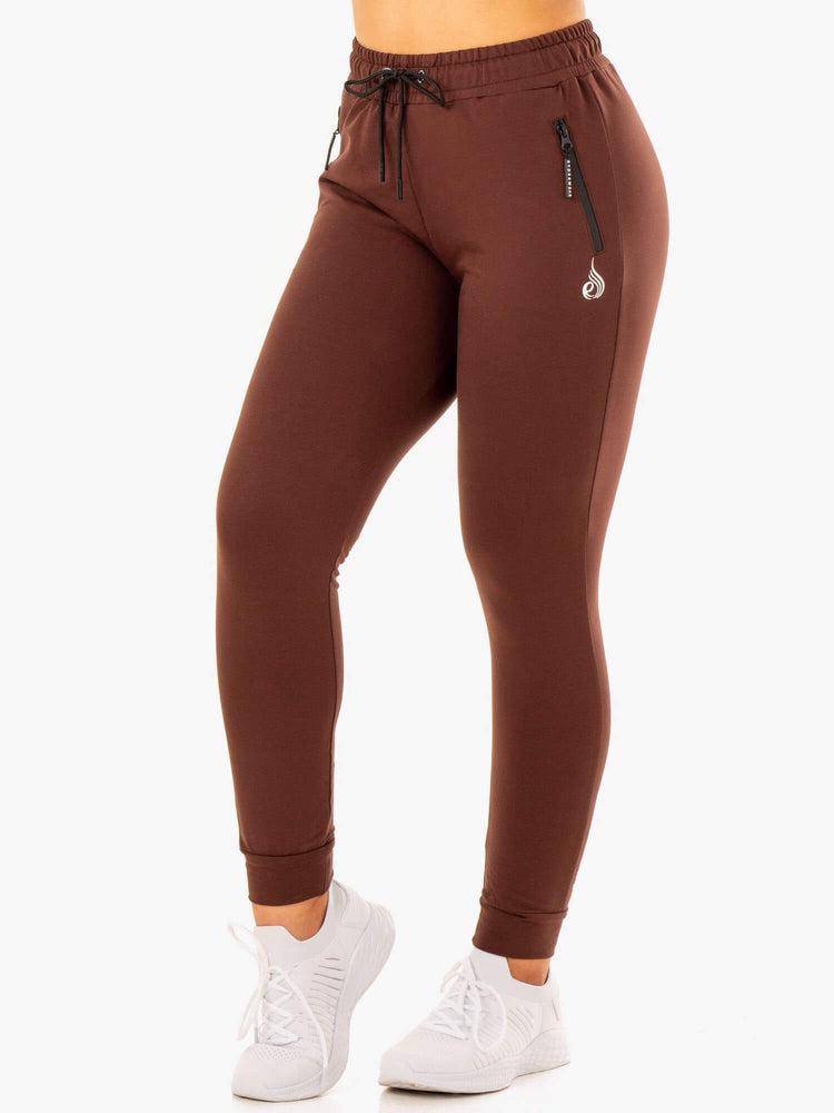 Women\'s Ryderwear Women Track Pants Luxe Track Pants Chocolate | NZ3062EX