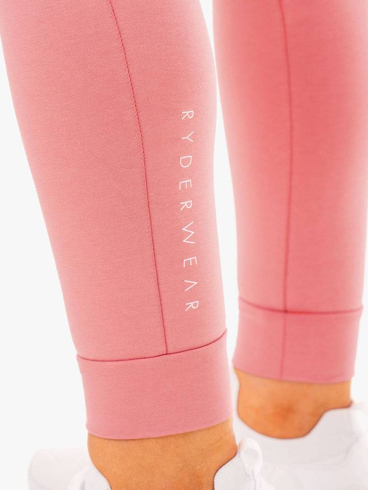 Women's Ryderwear Women Track Pants Luxe Track Pants Apricot Pink | NZ3064QZ